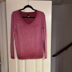 Beautiful top. Made in Italy. Brand new.